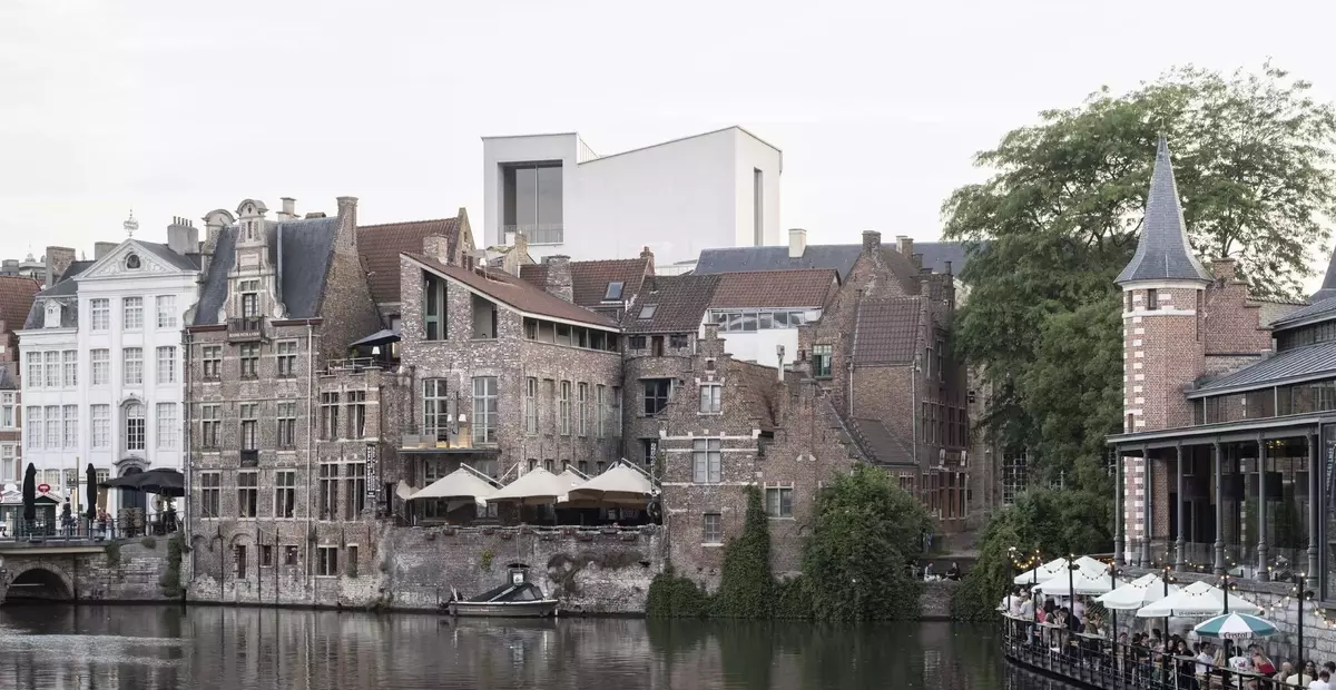 Il Museo del Design di Gand: Una Rinascita Architettonica di Quattro Anni
