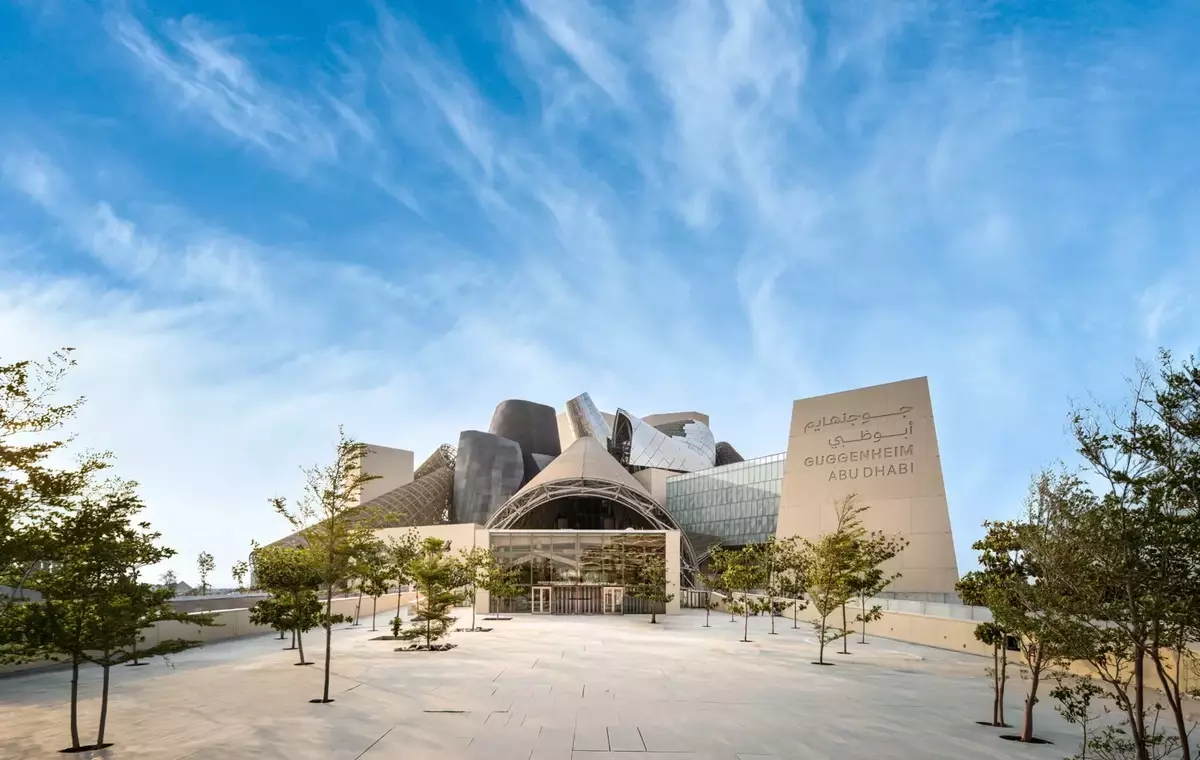 Il Guggenheim di Abu Dhabi: Un'Icona Architettonica di Frank Gehry Prende Vita