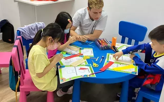 Unlocking the Doors to Fashion: Exploring the Transformative Power of a Fashion Degree