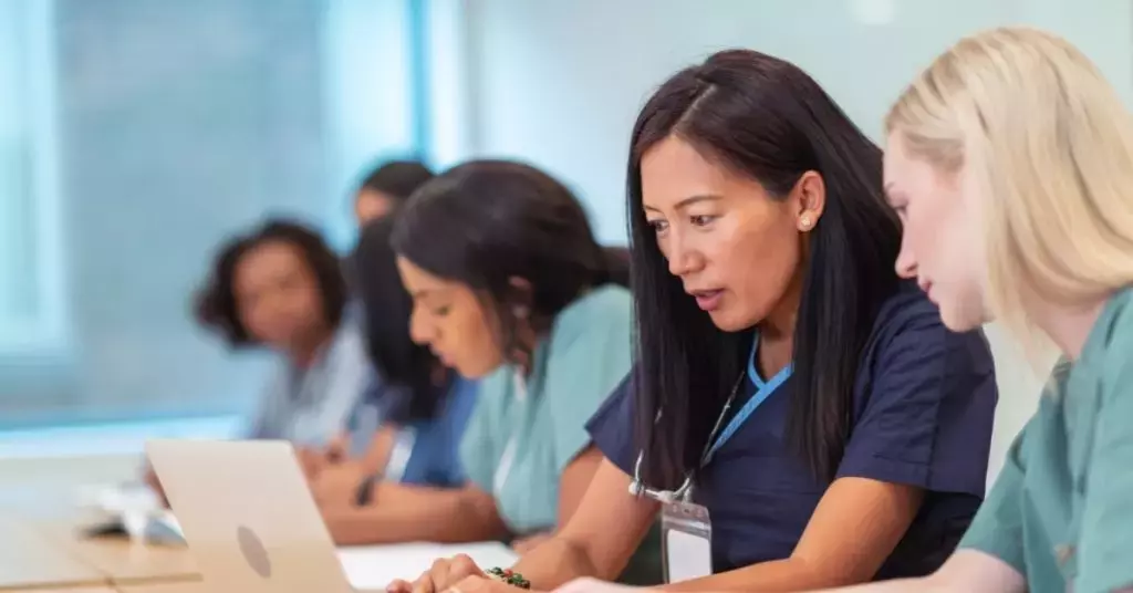 Certified Nursing Assistant (CNA) Courses: A General Overview