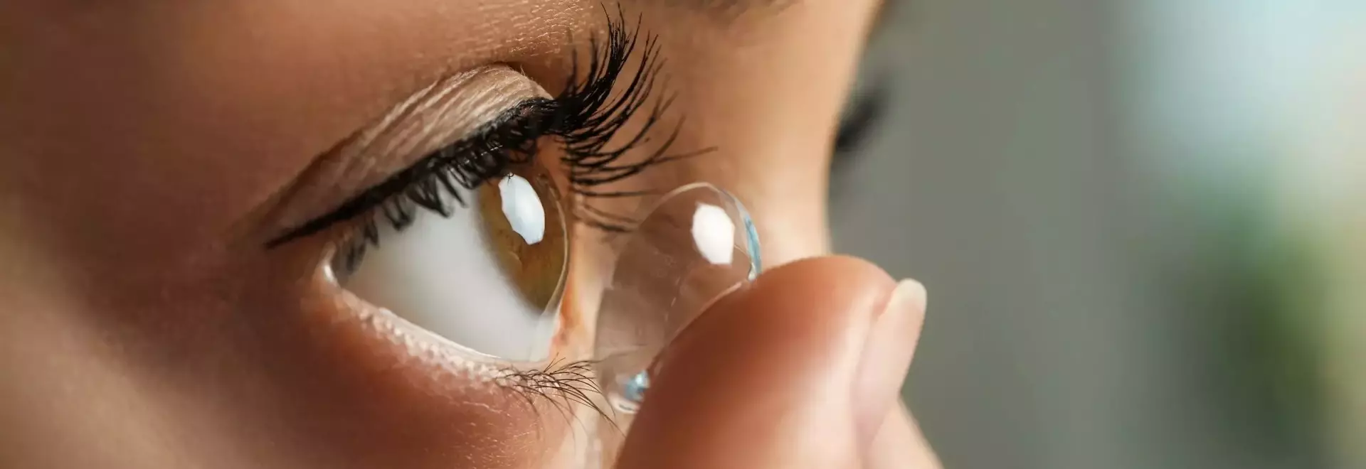 Comprehensive Guide to Macular Degeneration: Causes, Symptoms, and Treatment Options