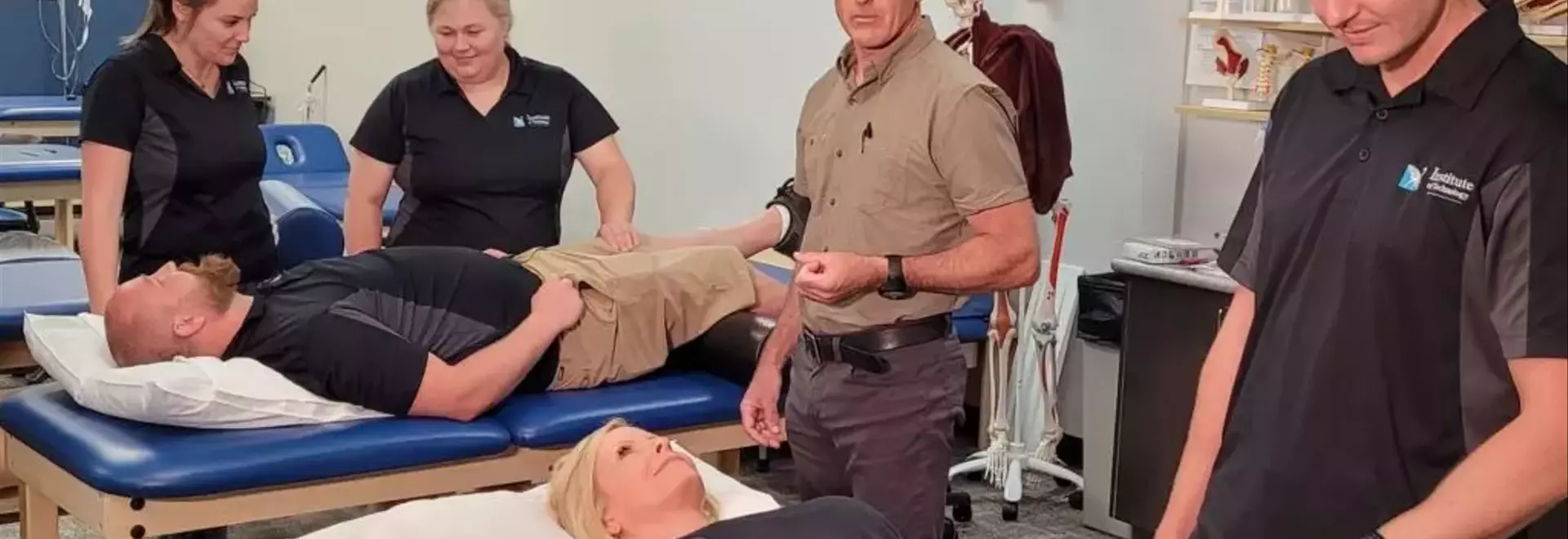 Mercedes-Benz – Diesel Mechanic Apprenticeship Program: A Pathway to Expertise and Career Growth