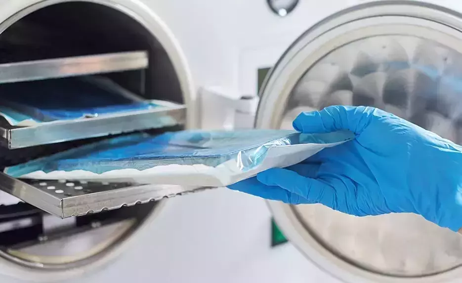 Surgical Technologist Course: Training, Requirements, and Career Outlook