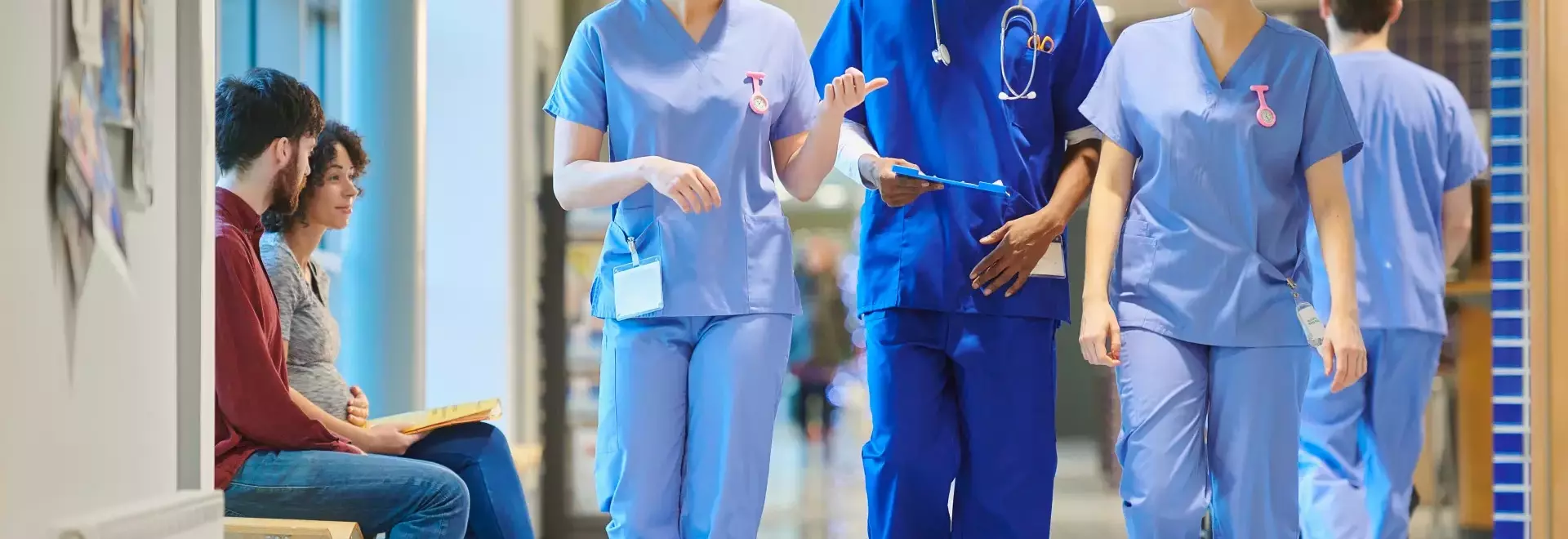 Exploring Beauty Courses: A Glittering Career in the Cosmetics Industry