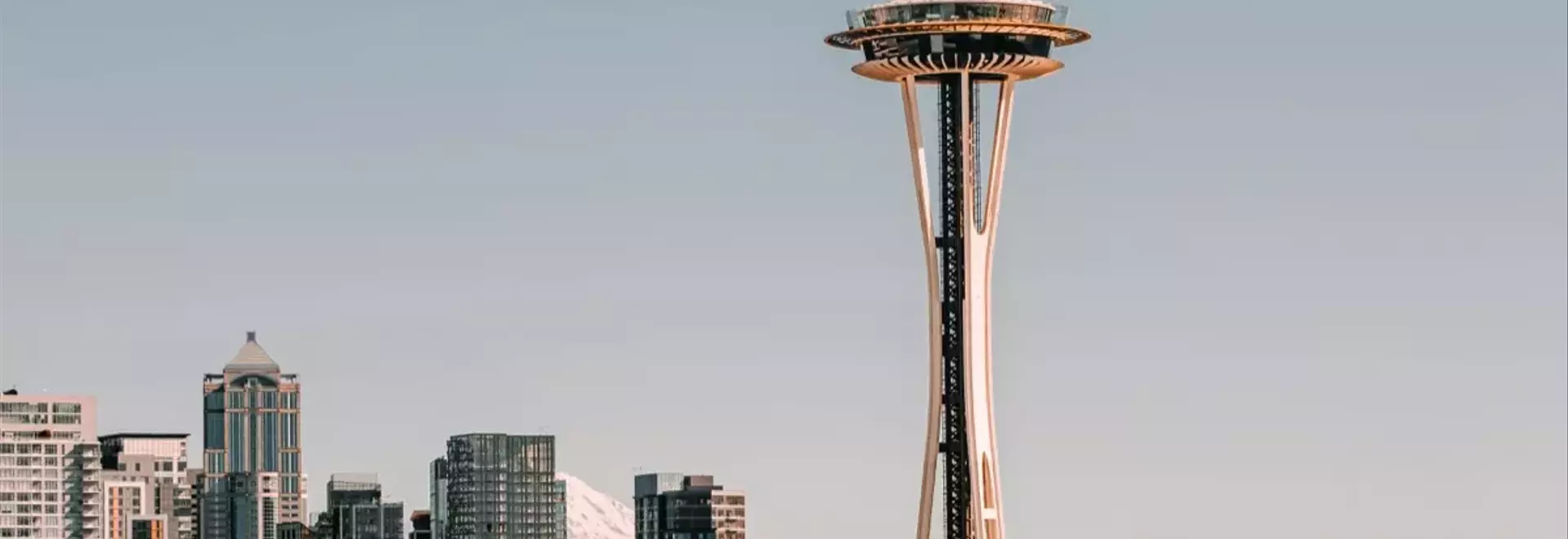Il Ritorno Trionfale dell'Architettura Googie: Un'Odissea Retrò-Futuristica