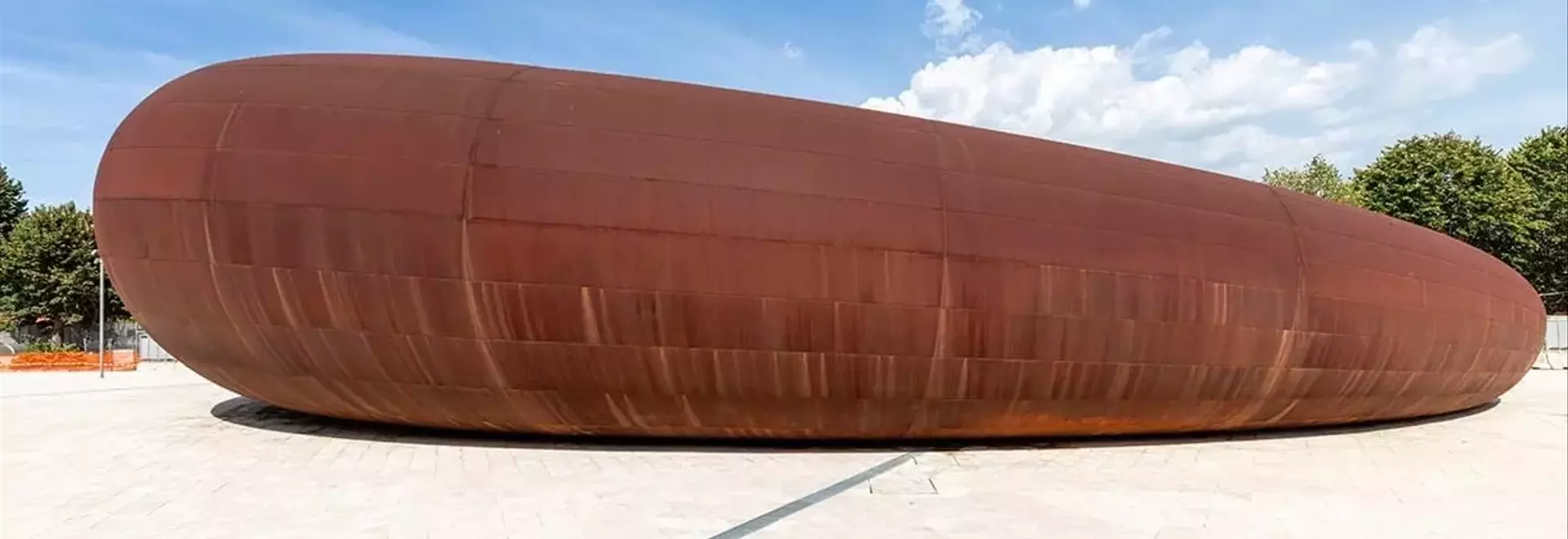 La stazione della metropolitana di Napoli di Anish Kapoor: dove l'arte incontra l'architettura