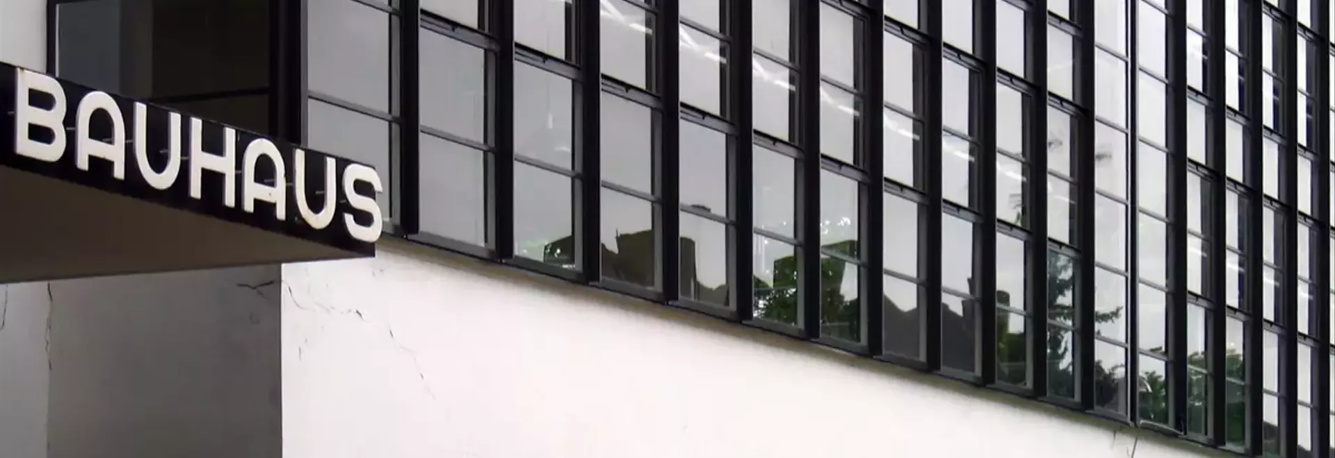 Bauhaus: Un'Eredità Moderna che Plasma il Futuro del Design e dell'Architettura