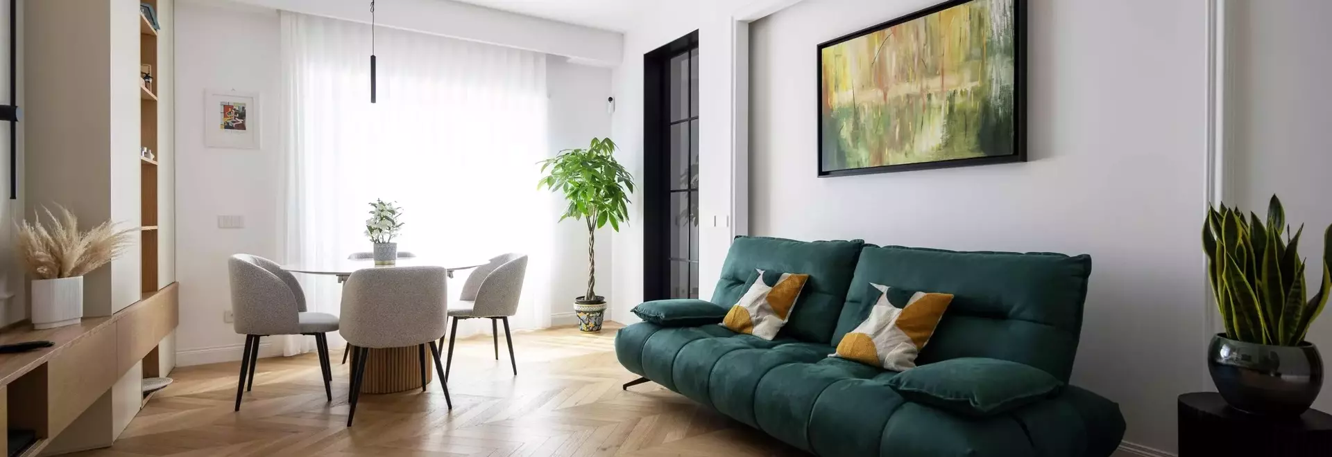 Rinnovamento Elegante: Armonie Domestiche nell'Appartamento Romanesco firmato Woodco