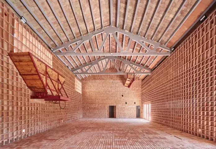 Riqualificazione Della Cooperativa Agricola Di Flix: Un Centro Culturale Sostenibile