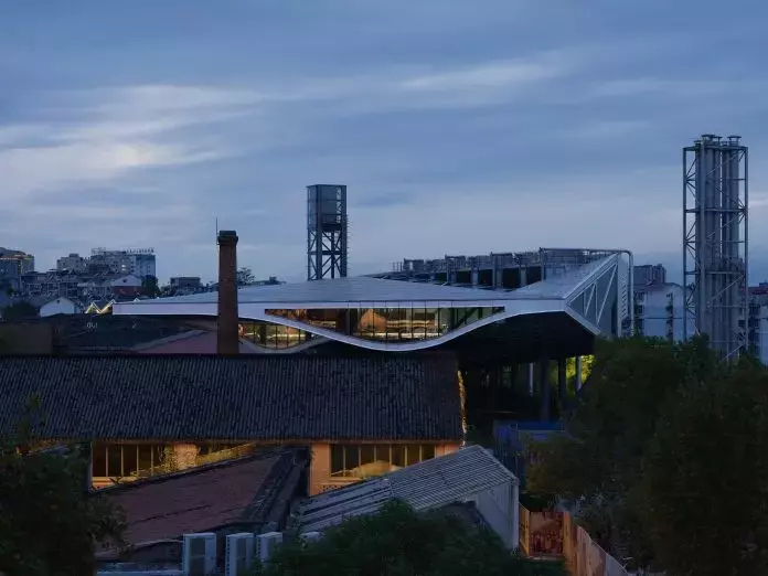 Innovazione Architettonica a Jingdezhen: Il Cloud Engine di Xing Design