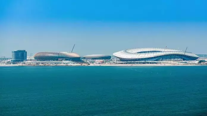Il Centro Sportivo della Grande Baia: Un Capolavoro Architettonico di Zaha Hadid Architects a Guangzhou