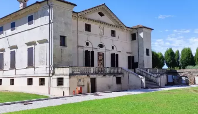 La Certosa di Padula: Un Gioiello Architettonico nel Cuore del Cilento