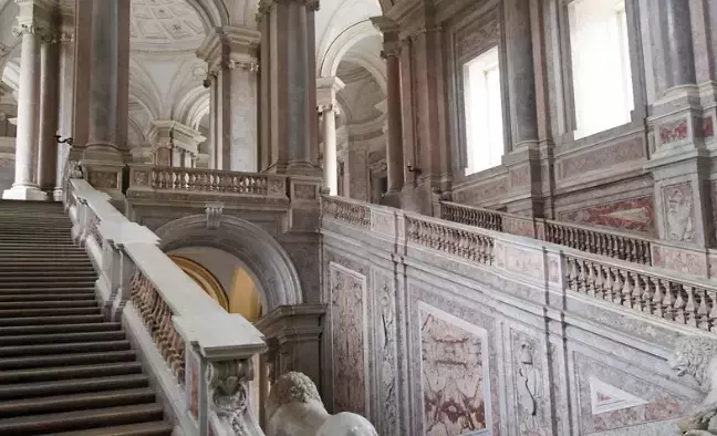 Ercolano: Un Tesoro Nascosto della Storia Romana