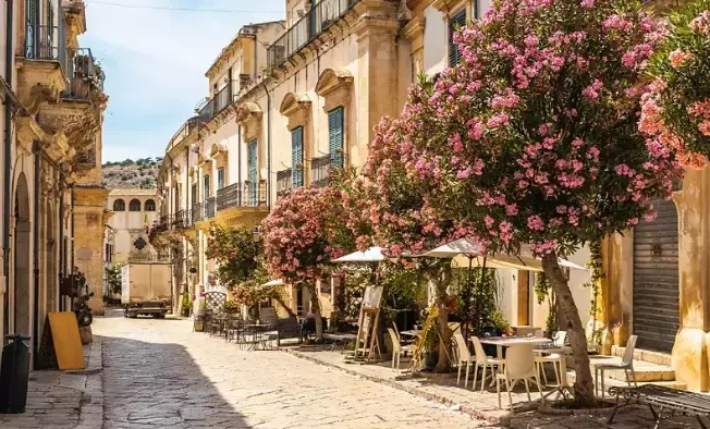 La Magnificenza di Genova: Quando l'Architettura Raccontava il Potere