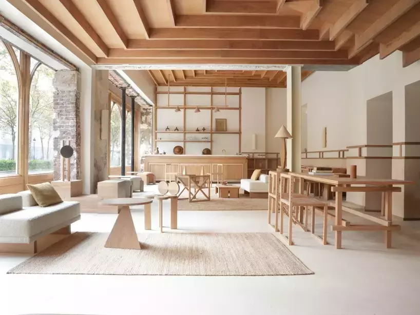 EM Hotel: L'Ospitalità Rivelata Attraverso il Design Artigianale di Policronica a Parigi