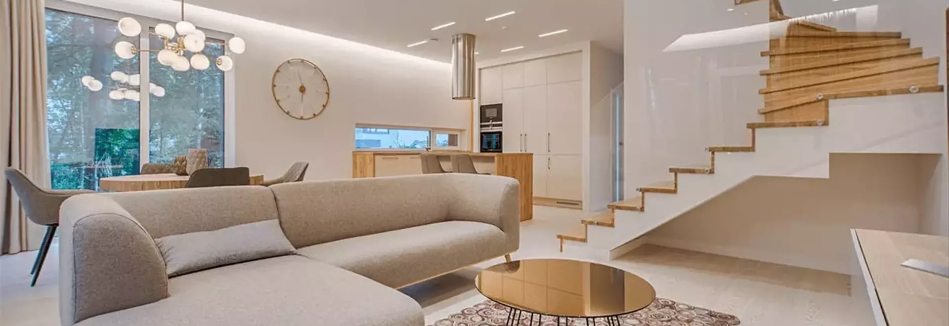 Easy English Conversation for Beginners-Online English Speaking Course for Beginners