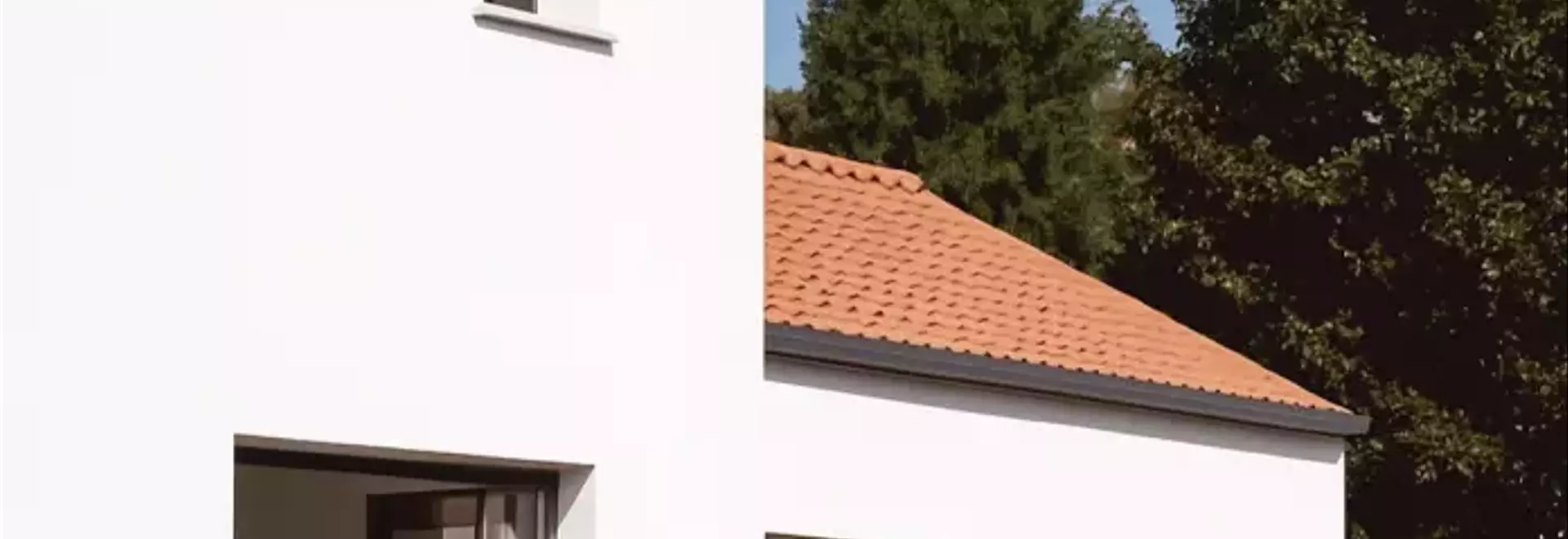 Riqualificazione Residenziale in Brianza: Armonia tra Estetica e Efficienza Energetica con Soluzioni Innovative