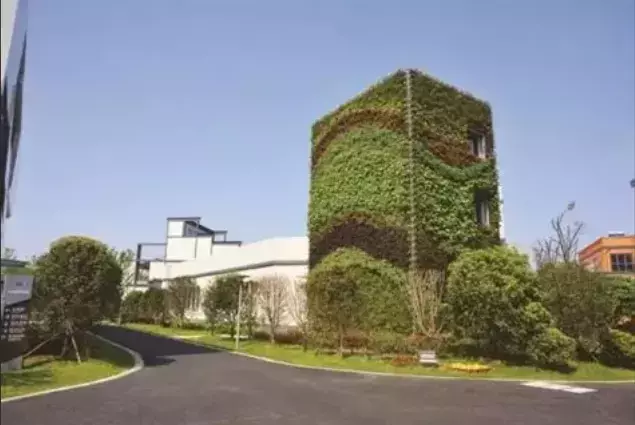 L'Architettura Sostenibile: Esempi Notabili e Prospettive Future