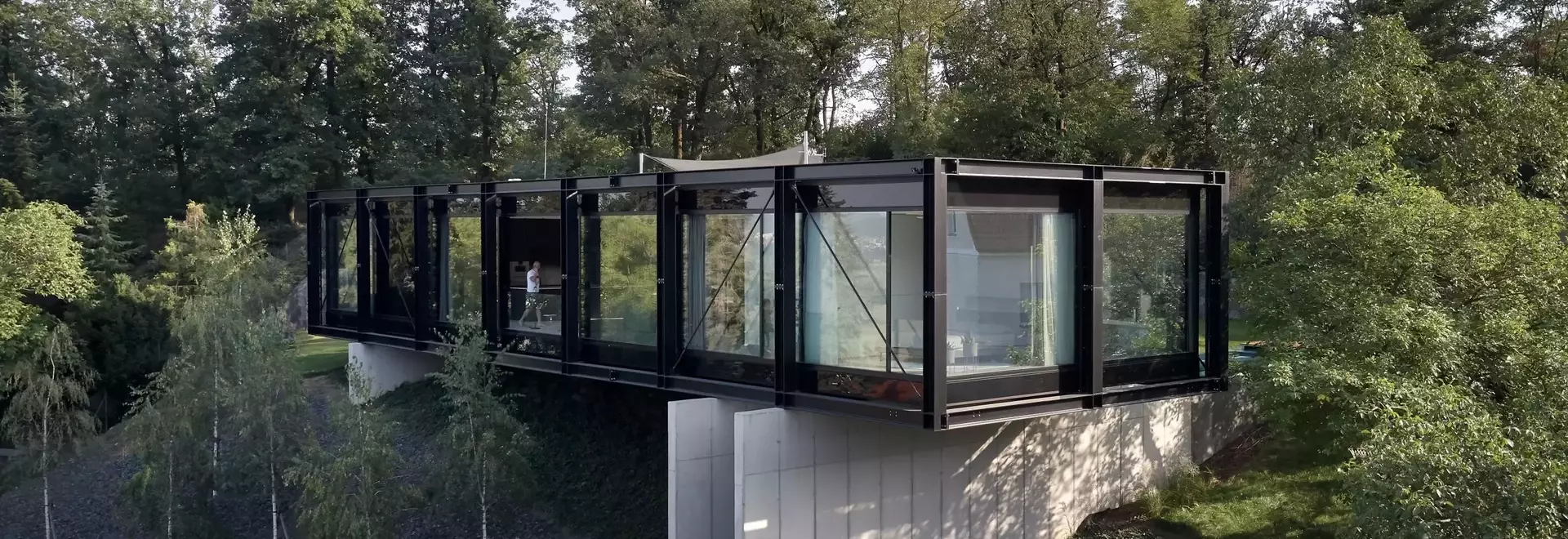 Villa Sidonius: un'armoniosa fusione di architettura e natura a Černošice