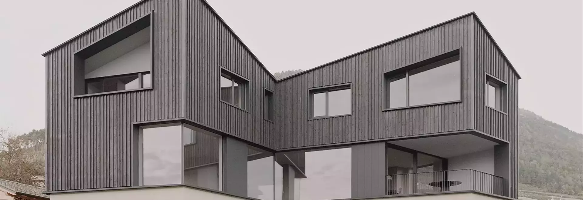 MoDusArchitects: La Dimora Alpina che Unisce Tradizione e Modernità nella Val di Non