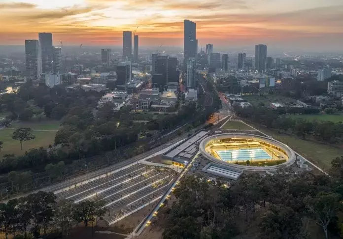 Il Centro Acquatico di Parramatta: Un'Icona di Architettura Sostenibile e Innovazione