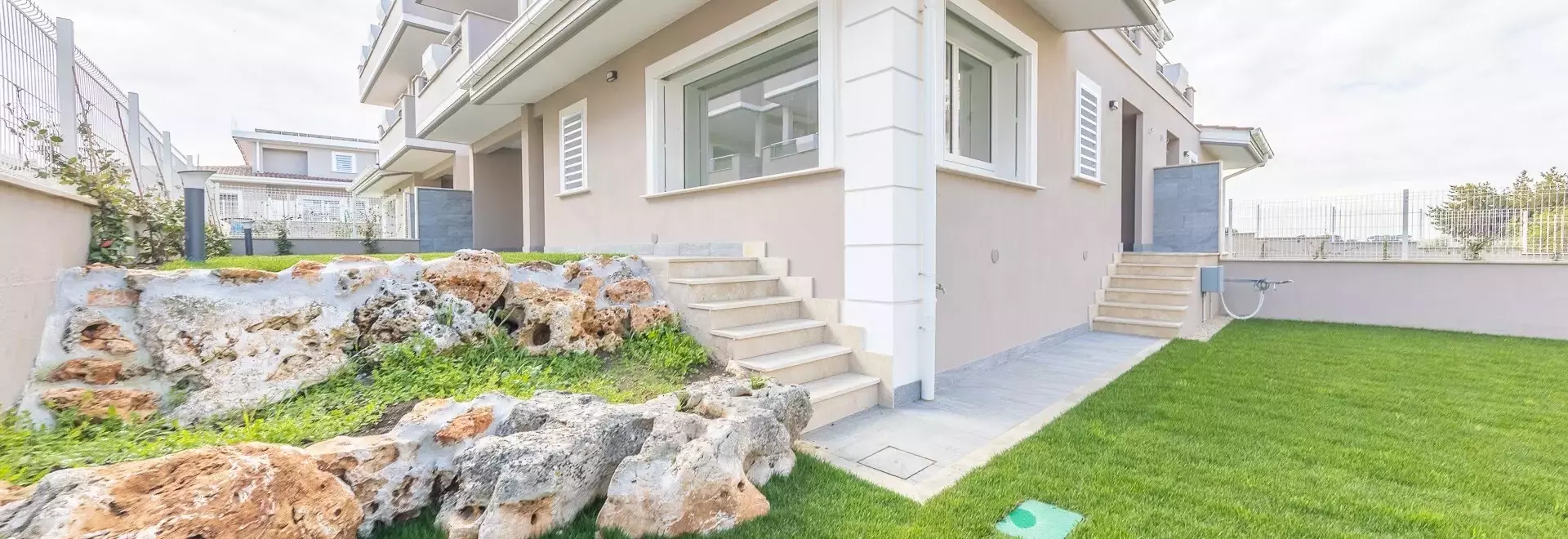 Innovazione Alpac: Monoblocco Unificato per Efficienza Solare Residenziale