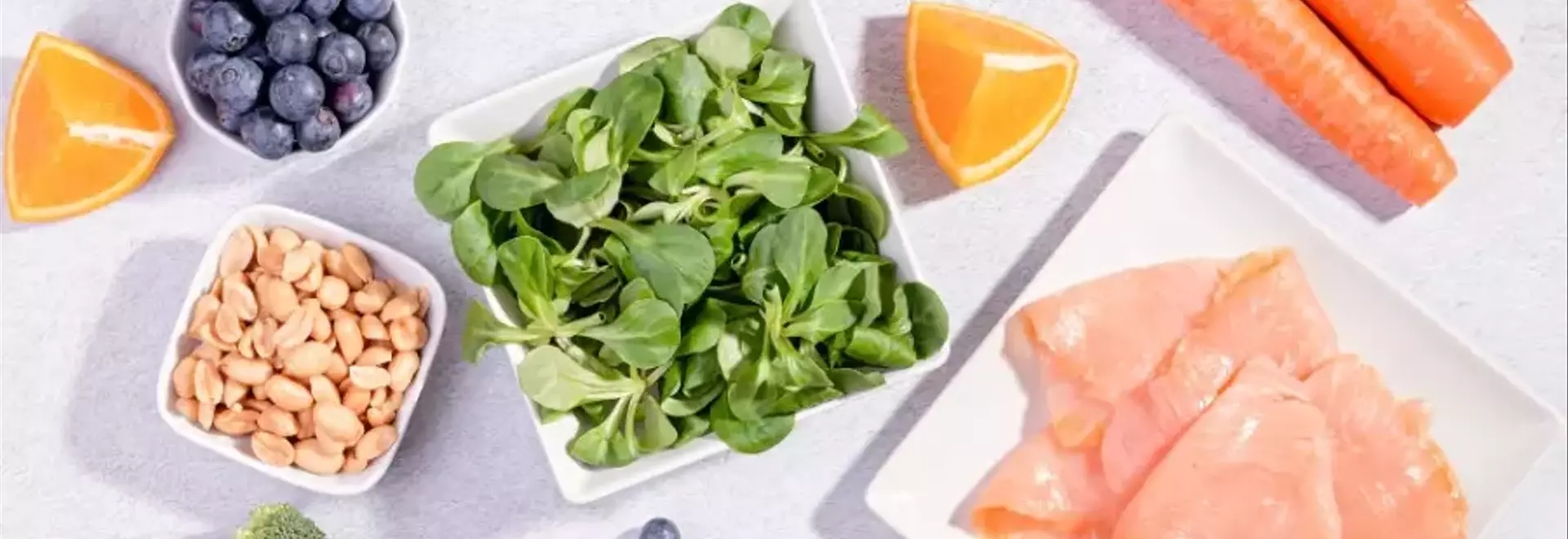 Superalimenti per la Salute Oculare: Proteggere la Vista con la Nutrizione