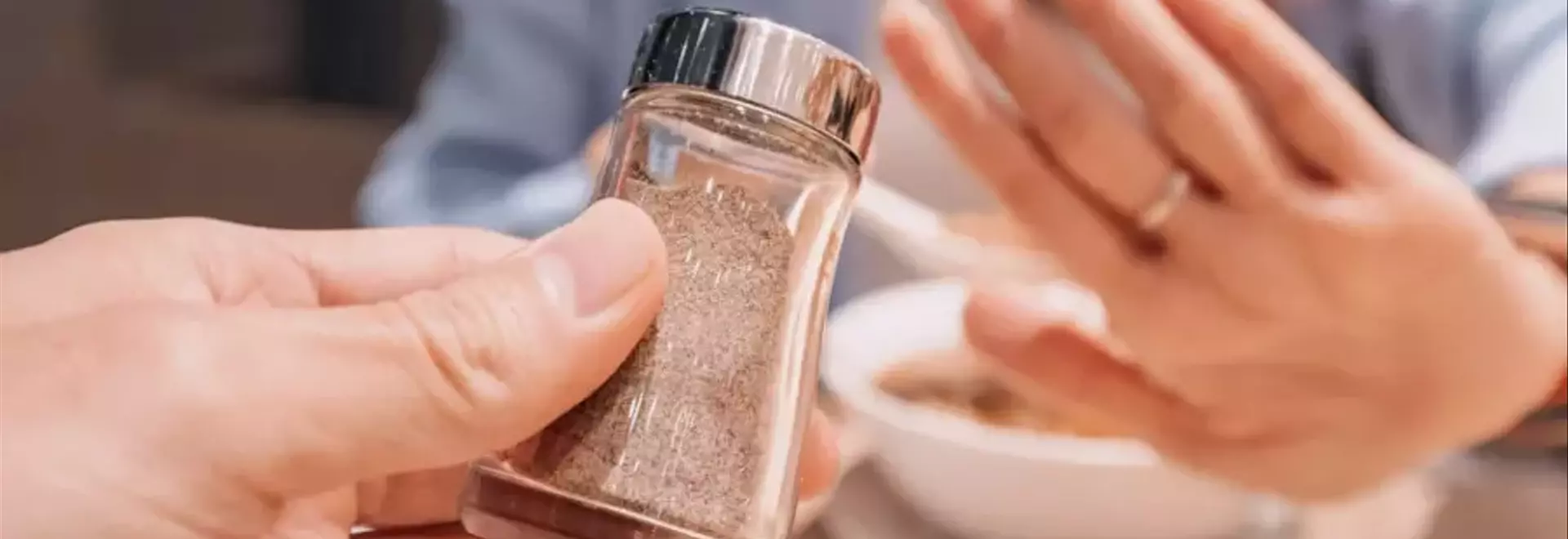 Cistite Ricorrente: Spezie da Evitare e Strategie Alimentari