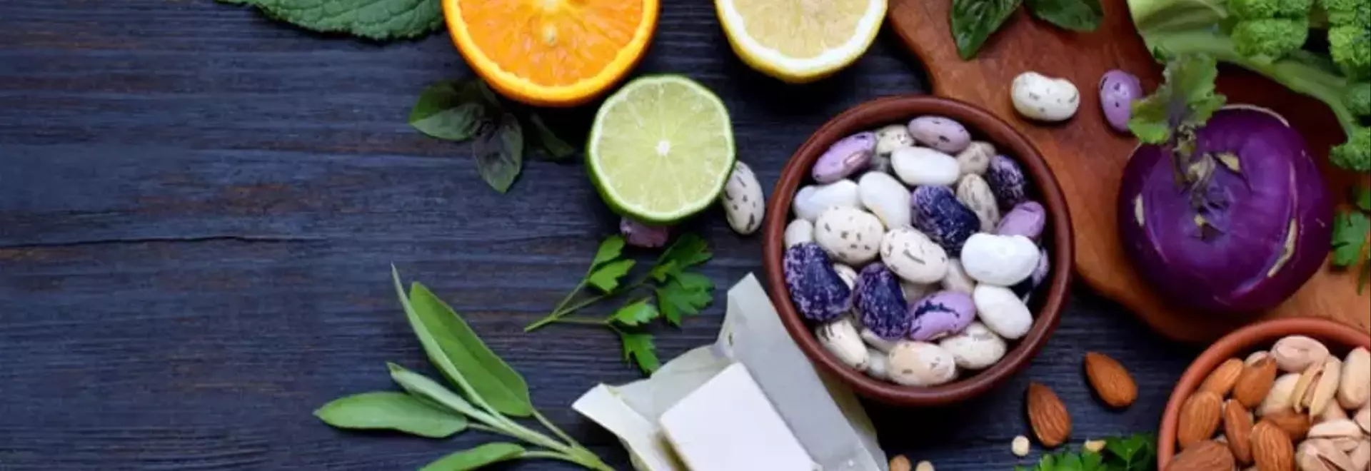 Acido Folico: Una Guida Completa su Effetti Collaterali, Rischi e Interazioni Farmacologiche