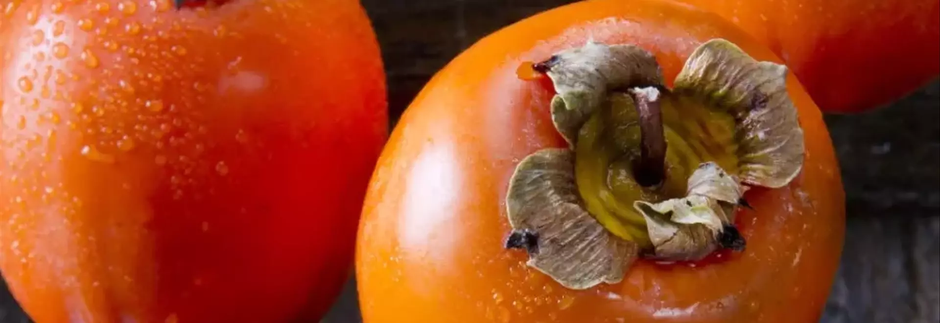 I Molteplici Benefici dei Cachi: Un Frutto Autunnale per la Salute