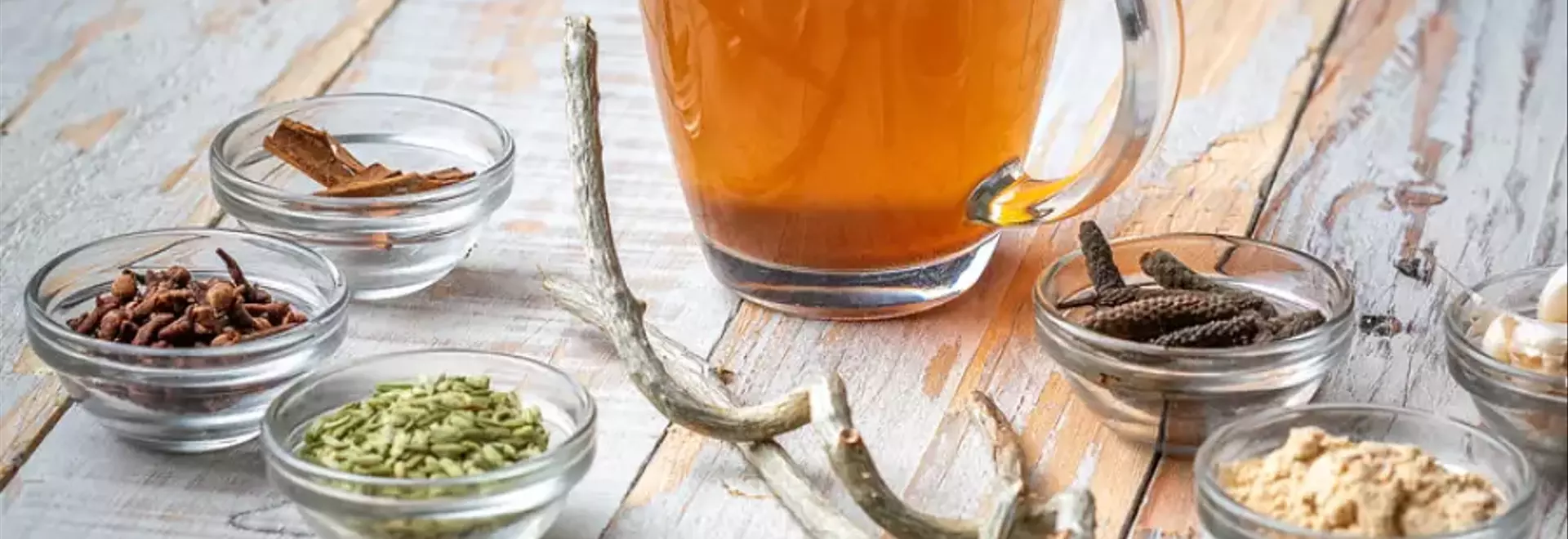 Bevande Ayurvediche: Alleati Naturali per il Controllo Glicemico