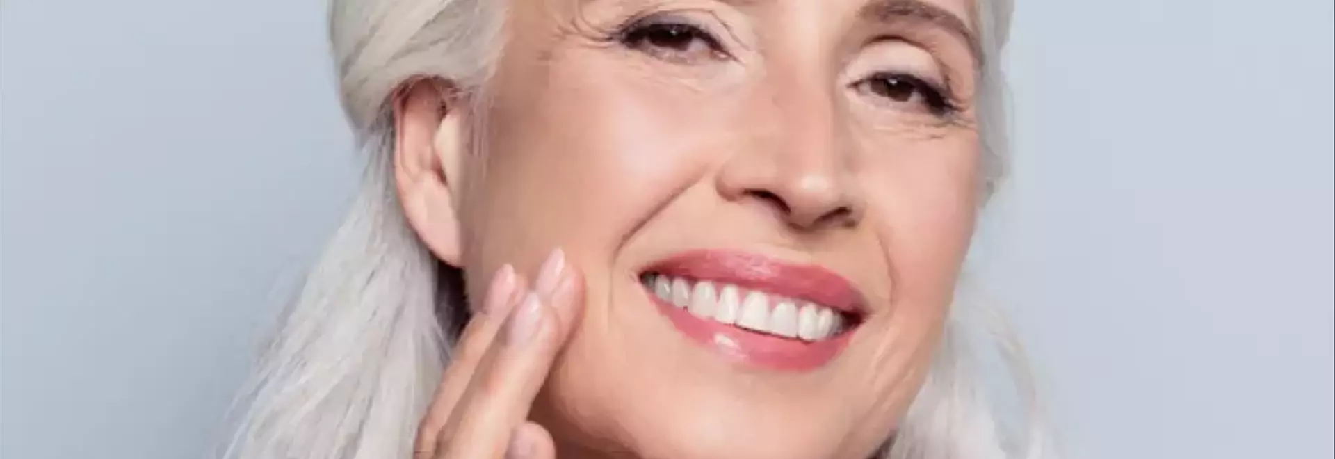 Segreti per una Pelle Radiosa a Cinquant'anni