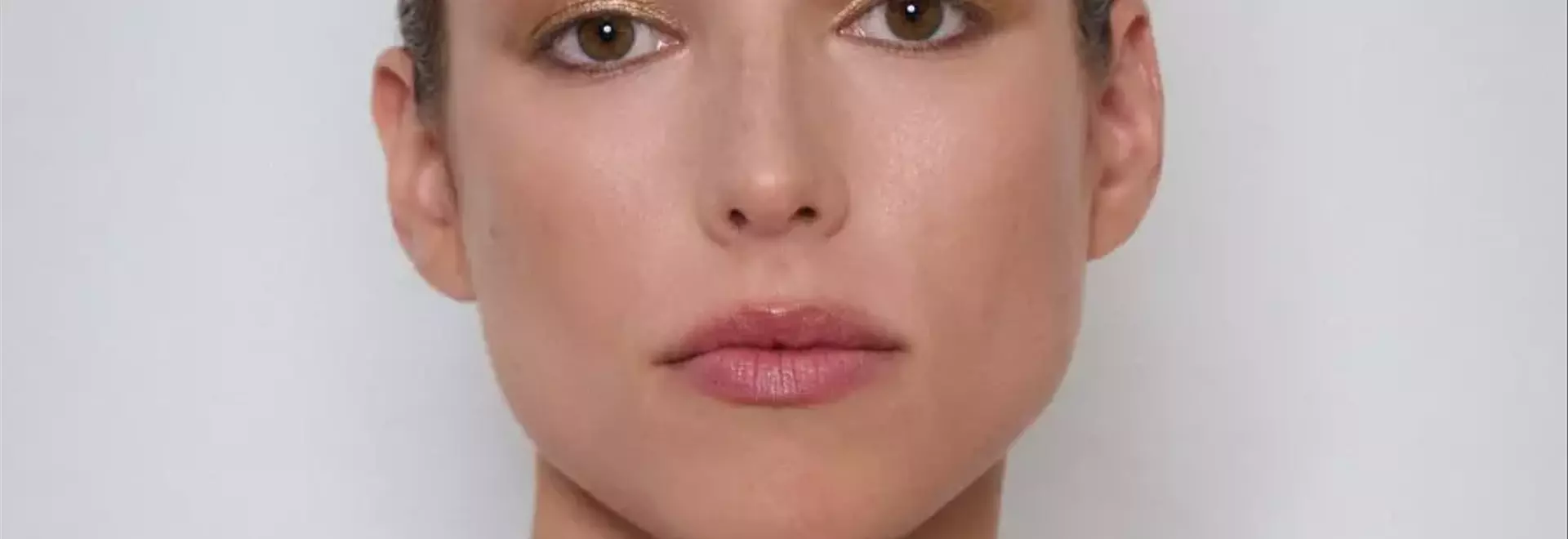 7 Segreti Rivoluzionari per una Pelle Splendente