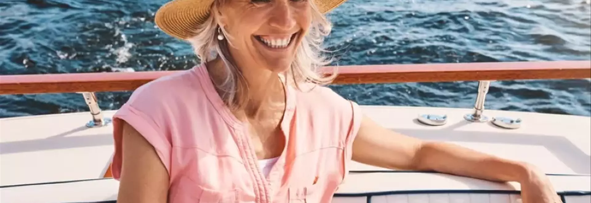 Prevenire l'Invecchiamento Cutaneo: Guida Completa per una Pelle Giovane e Luminosa sotto il Sole