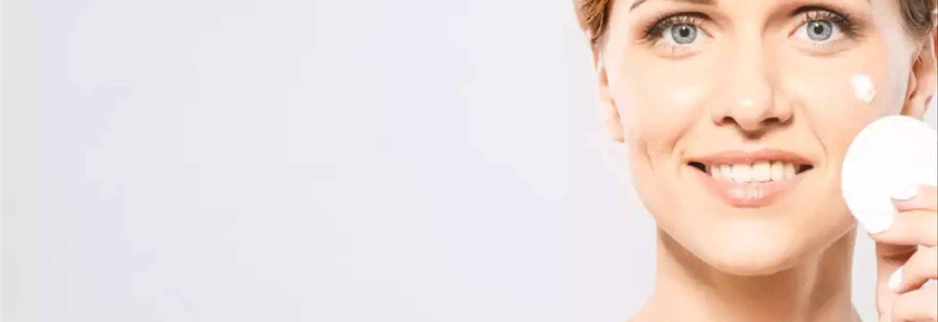 Ringiovanire la Pelle Dopo i 40 Anni: Strategie Complete per Stimolare Elastina e Collagene