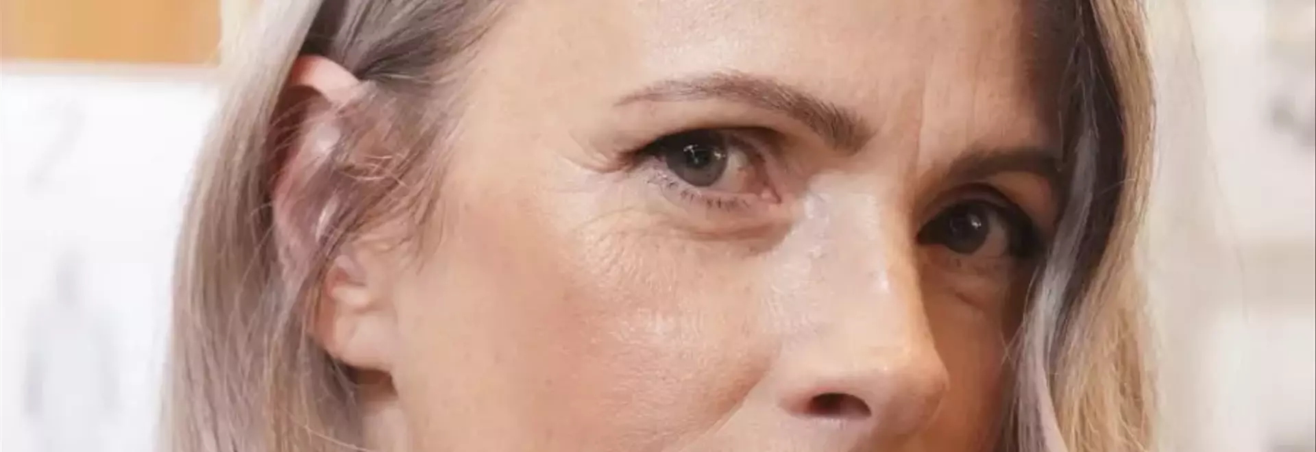 Addio Rughe del Sonno: Strategie Efficaci per un Risveglio Senza Segni