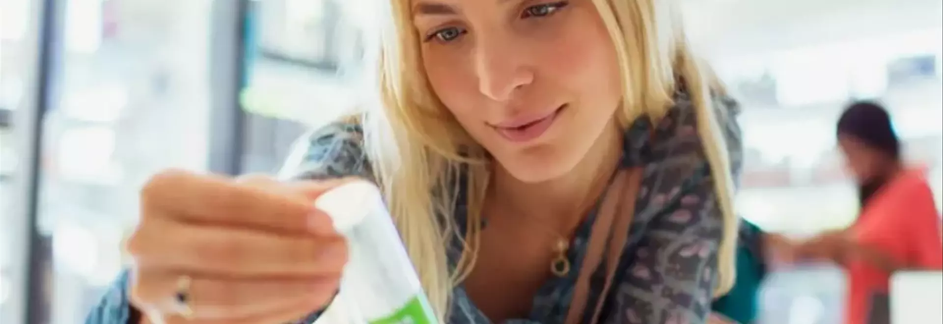 Svelare il Greenwashing: Una Guida Completa alla Cosmetica Consapevole