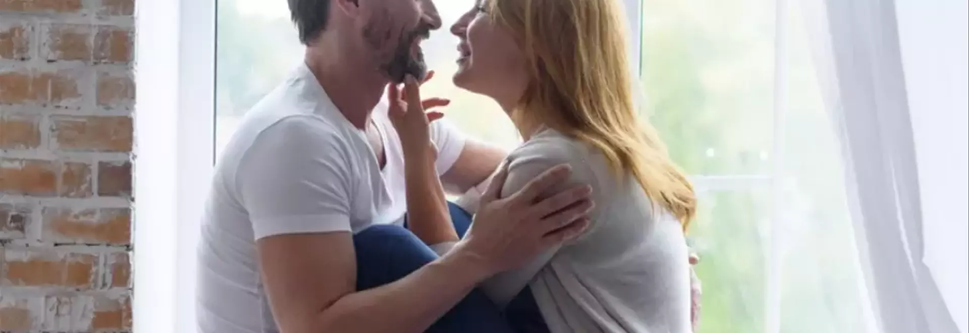 Intimità e Menopausa: Una Nuova Prospettiva sul Benessere Sessuale Femminile