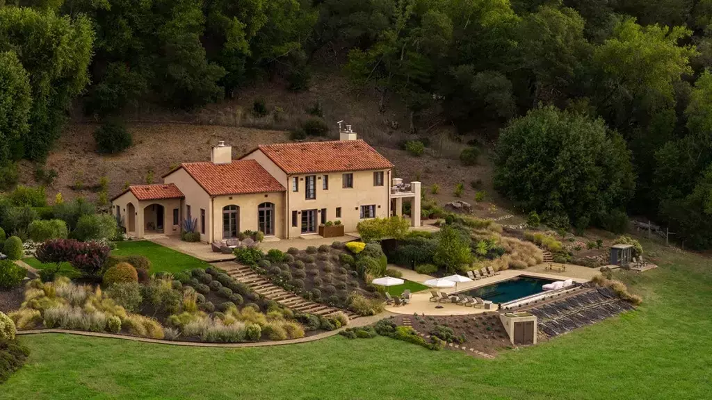 Pacaso Launches Exclusive 'Infinity' Program for Luxury Home Swaps