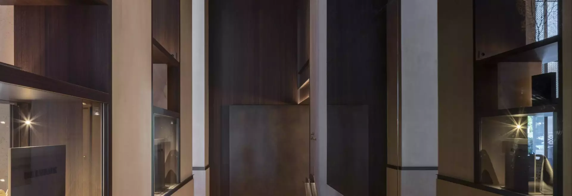 L'Arte Vetraia di AGC Trasforma La R￩serve: Un Capolavoro di Luce e Design