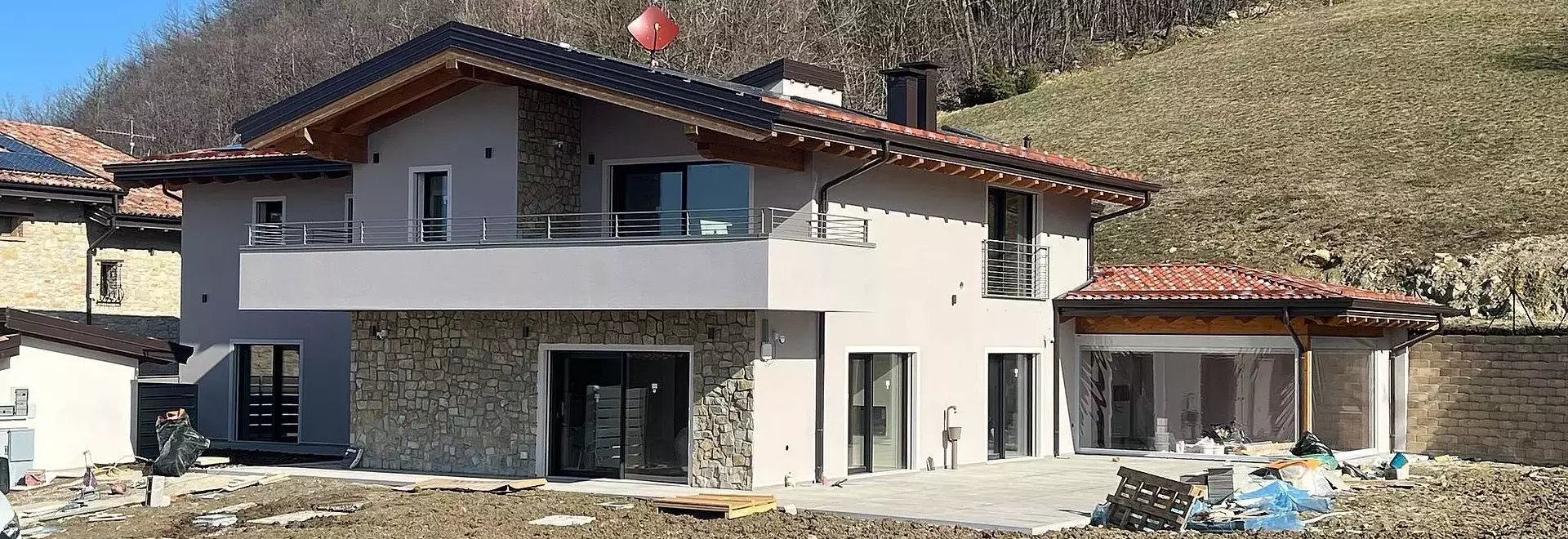 Trasformazione Sostenibile: Il Progetto Nzeb di Tece Italia a Prignano sul Secchia