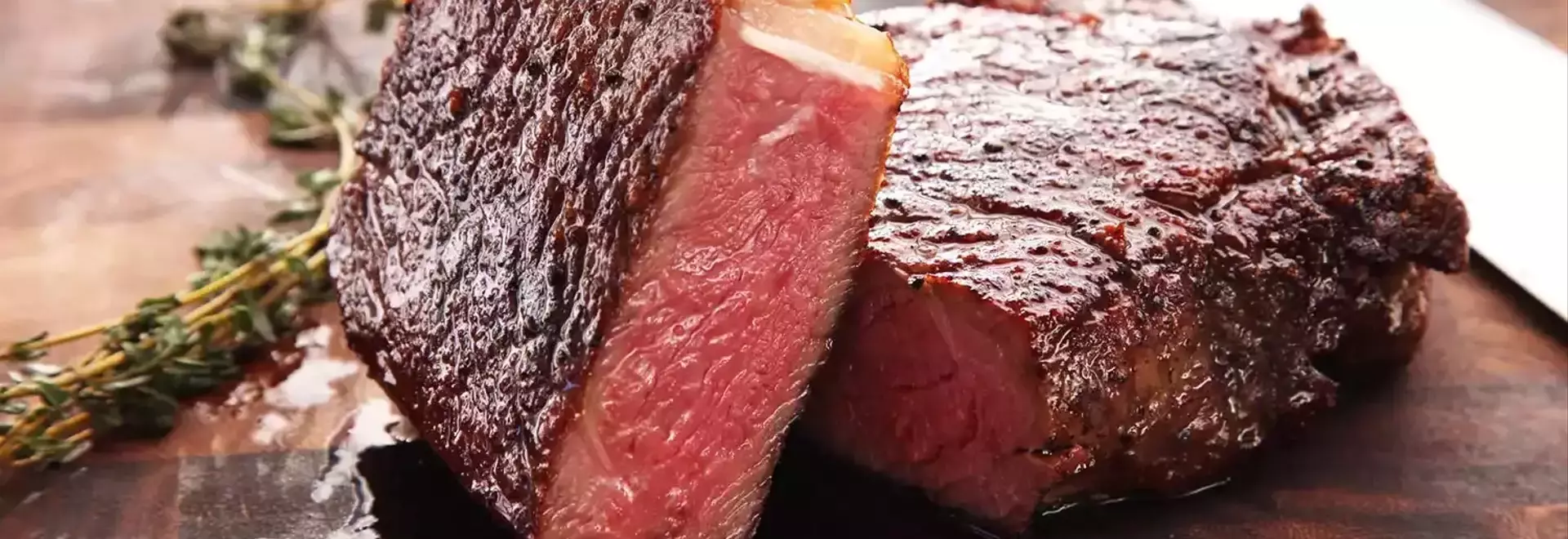 The Ultimate Guide to Achieving a Perfect Steak Crust: Debunking the Foil Tent Myth