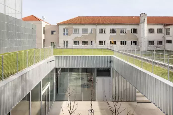 Ampliamento Innovativo del Complesso Scolastico di Bernolákovo