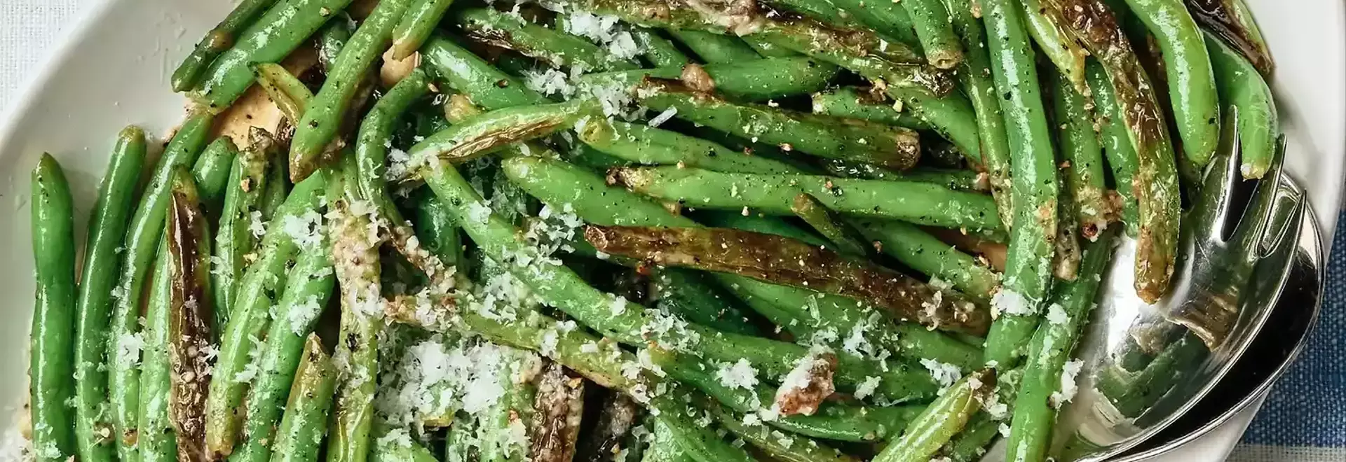 Delectable Cacio e Pepe Green Beans