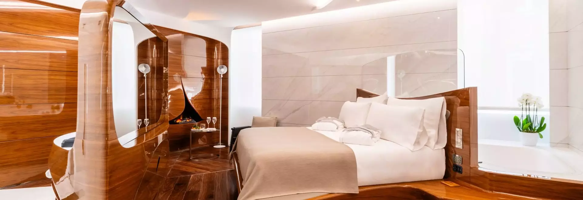 Il Romeo Roma Hotel: Un'Architettura d'Avanguardia nel Cuore della Capitale