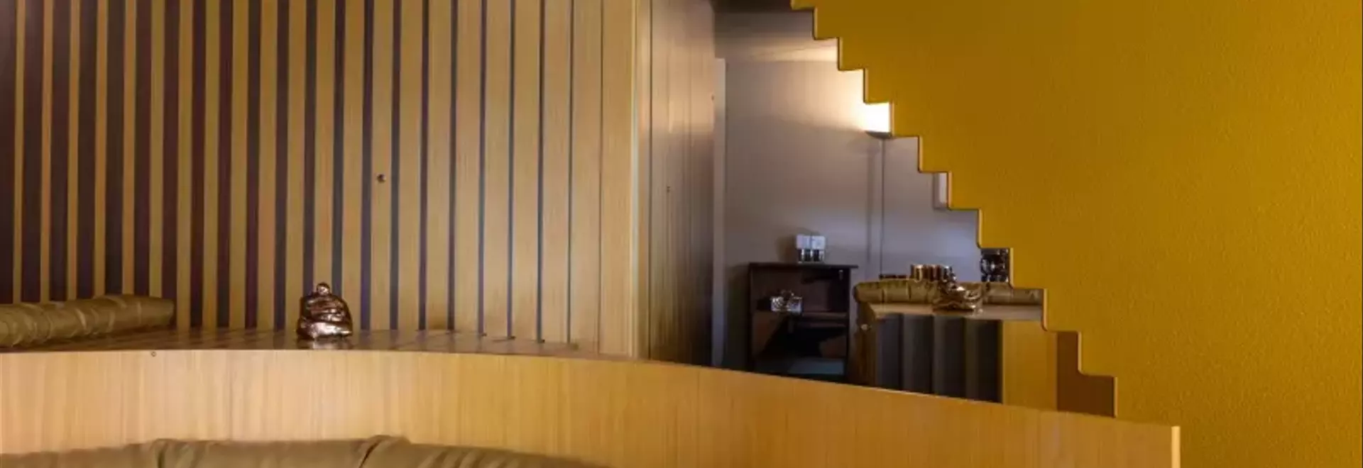 L'Appartamento Giallo di Ico e Luisa Parisi a St. Moritz: Un Dialogo tra Storia e Contemporaneità