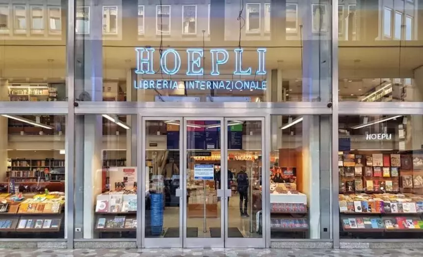 La persistenza e la crisi della Libreria Hoepli: un'icona milanese al bivio