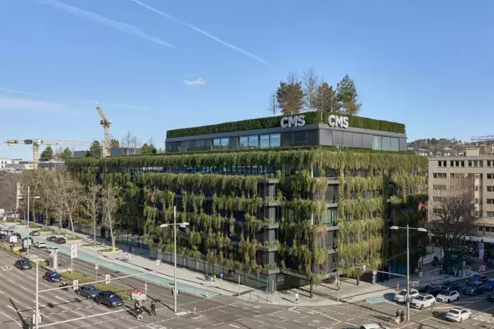 Calwer Passage: Un Esempio di Architettura Sostenibile e Funzionale a Stoccarda