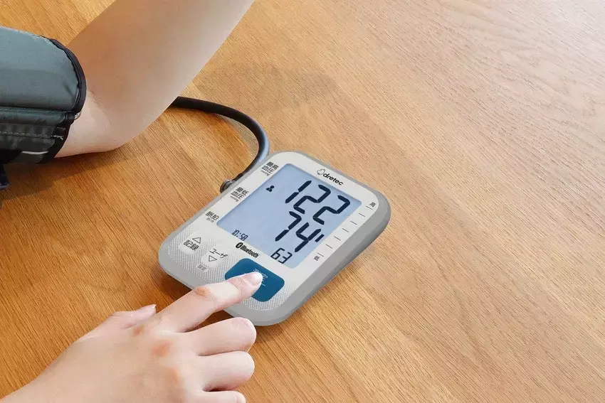 Medical Alert Devices: Functions, Mechanisms, and Broader Context