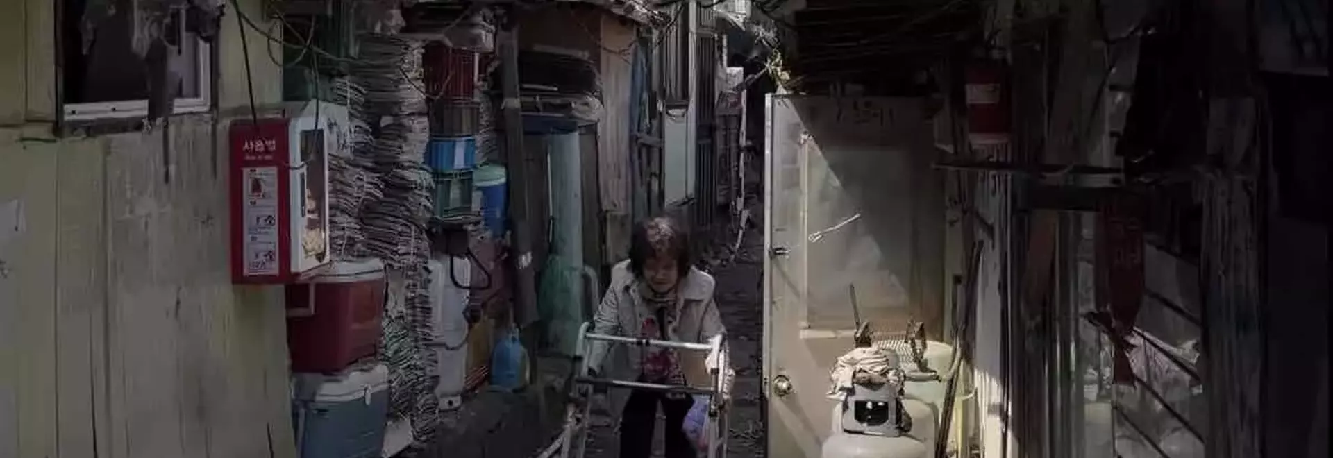 Squatters' Resilience in Seoul's Affluent Gangnam